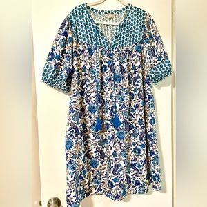 Know Rose dress in blue floral size 2X. SO CUTE! too long on me. Never worn.